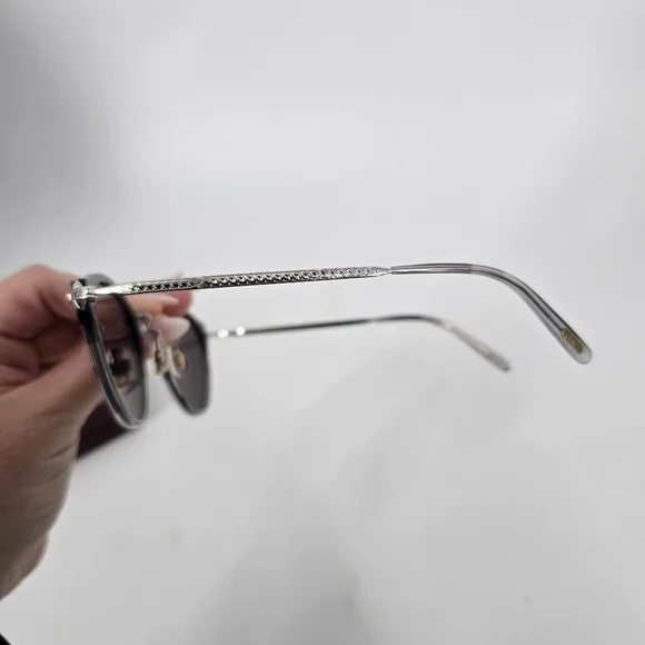 Oliver Peoples OV5184S OP-505 Sun Silver Sunglasses with Case and Cloth - Picture 4 of 8